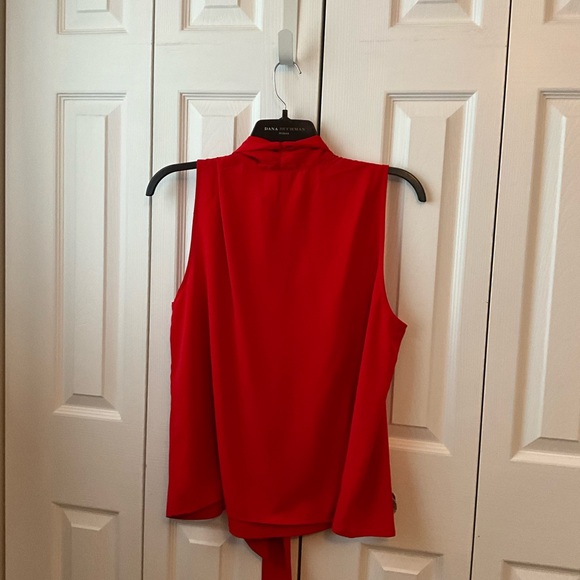 Women’s Tie Front Sleeveless Blouse Red - Picture 3 of 6